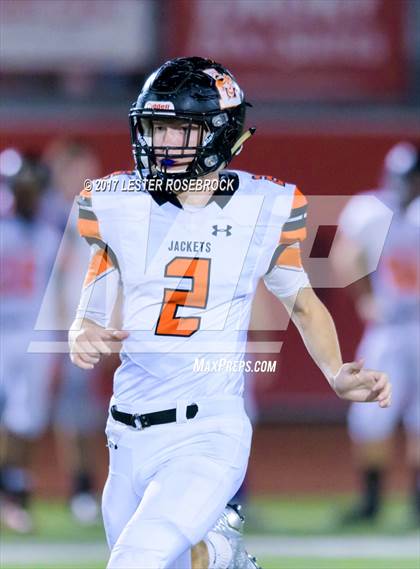 Thumbnail 2 in Crystal City vs. Llano (UIL 4A Bi-District Playoffs) photogallery.