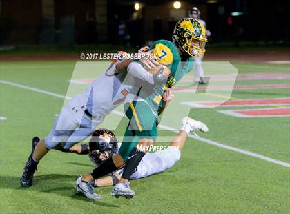 Thumbnail 2 in Crystal City vs. Llano (UIL 4A Bi-District Playoffs) photogallery.