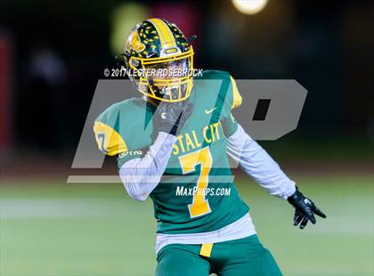 Thumbnail 1 in Crystal City vs. Llano (UIL 4A Bi-District Playoffs) photogallery.
