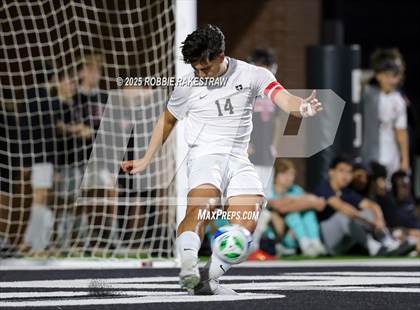 Thumbnail 1 in Dallas Jesuit vs. Southlake Carroll (UIL 6A D2 Regional Final Playoff) photogallery.