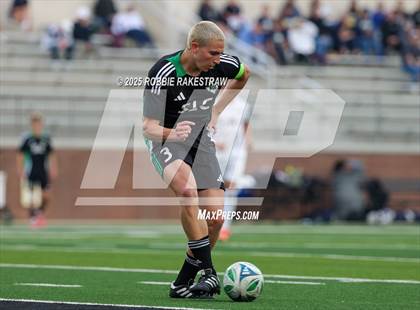 Thumbnail 2 in Dallas Jesuit vs. Southlake Carroll (UIL 6A D2 Regional Final Playoff) photogallery.