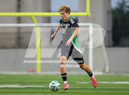 Thumbnail 1 in Dallas Jesuit vs. Southlake Carroll (UIL 6A D2 Regional Final Playoff) photogallery.