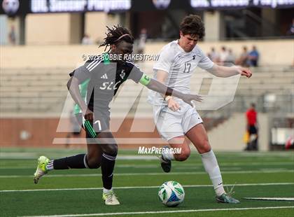 Thumbnail 3 in Dallas Jesuit vs. Southlake Carroll (UIL 6A D2 Regional Final Playoff) photogallery.