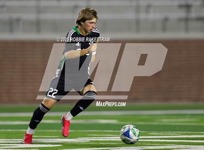 Thumbnail 3 in Dallas Jesuit vs. Southlake Carroll (UIL 6A D2 Regional Final Playoff) photogallery.