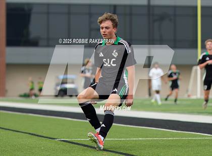 Thumbnail 2 in Dallas Jesuit vs. Southlake Carroll (UIL 6A D2 Regional Final Playoff) photogallery.