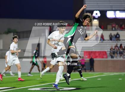 Thumbnail 1 in Dallas Jesuit vs. Southlake Carroll (UIL 6A D2 Regional Final Playoff) photogallery.