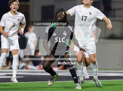 Thumbnail 3 in Dallas Jesuit vs. Southlake Carroll (UIL 6A D2 Regional Final Playoff) photogallery.