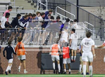 Thumbnail 1 in Dallas Jesuit vs. Southlake Carroll (UIL 6A D2 Regional Final Playoff) photogallery.