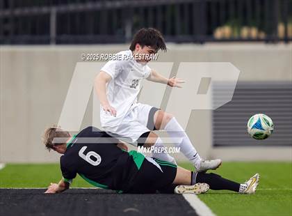 Thumbnail 2 in Dallas Jesuit vs. Southlake Carroll (UIL 6A D2 Regional Final Playoff) photogallery.