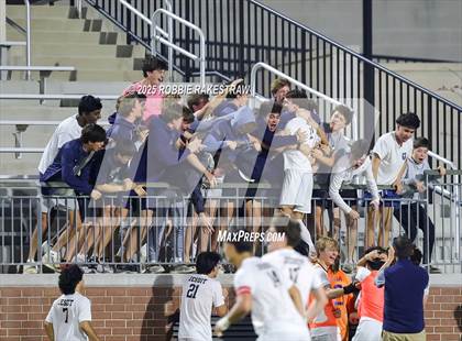 Thumbnail 2 in Dallas Jesuit vs. Southlake Carroll (UIL 6A D2 Regional Final Playoff) photogallery.