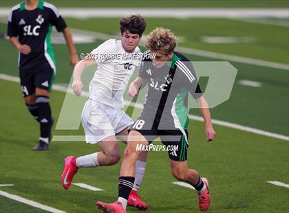 Thumbnail 1 in Dallas Jesuit vs. Southlake Carroll (UIL 6A D2 Regional Final Playoff) photogallery.