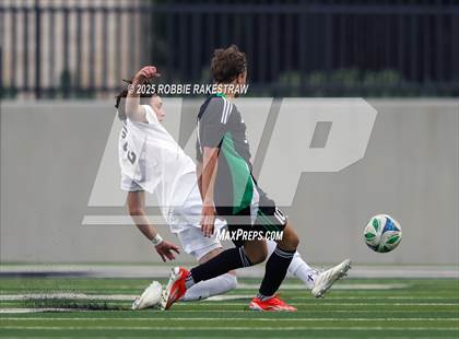 Thumbnail 1 in Dallas Jesuit vs. Southlake Carroll (UIL 6A D2 Regional Final Playoff) photogallery.