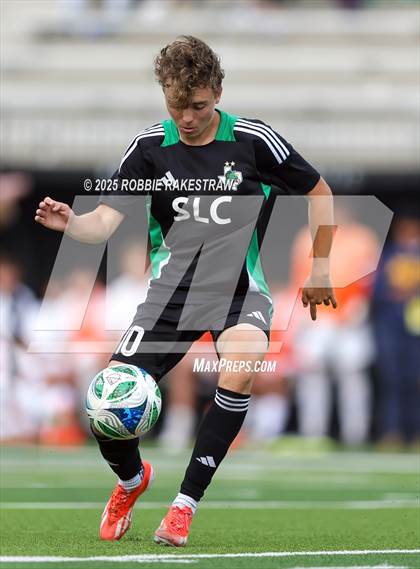 Thumbnail 1 in Dallas Jesuit vs. Southlake Carroll (UIL 6A D2 Regional Final Playoff) photogallery.