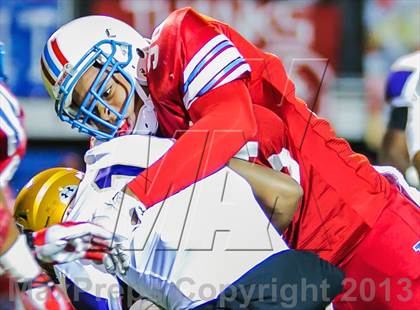 Thumbnail 1 in Archbishop Rummel vs St. Augustine (LHSAA Division I Semifinal) photogallery.
