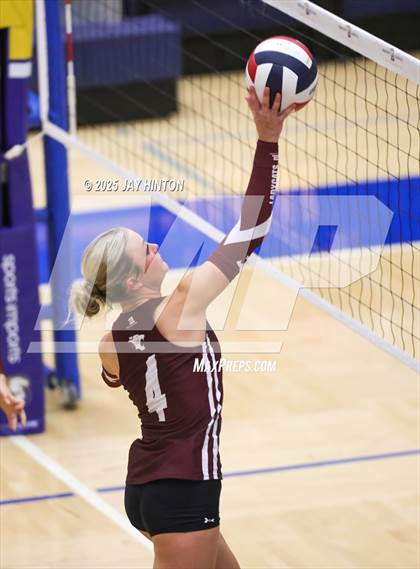 Thumbnail 1 in Nocona vs. Hawley (UIL 2A Area Playoff Division I) photogallery.