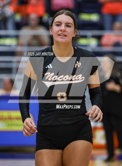 Thumbnail 1 in Nocona vs. Hawley (UIL 2A Area Playoff Division I) photogallery.