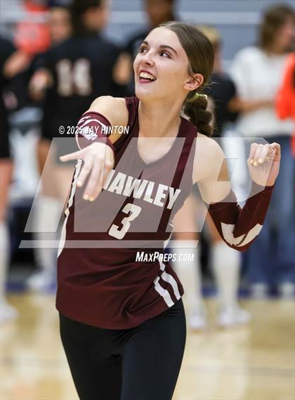 Thumbnail 3 in Nocona vs. Hawley (UIL 2A Area Playoff Division I) photogallery.