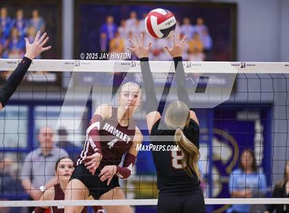 Thumbnail 3 in Nocona vs. Hawley (UIL 2A Area Playoff Division I) photogallery.