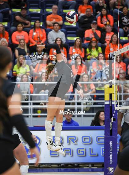 Thumbnail 3 in Nocona vs. Hawley (UIL 2A Area Playoff Division I) photogallery.