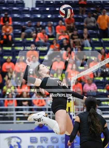 Thumbnail 3 in Nocona vs. Hawley (UIL 2A Area Playoff Division I) photogallery.