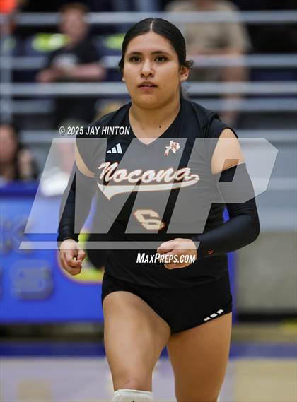 Thumbnail 1 in Nocona vs. Hawley (UIL 2A Area Playoff Division I) photogallery.