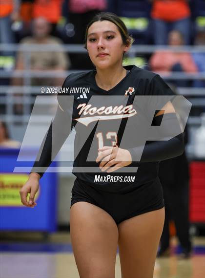 Thumbnail 2 in Nocona vs. Hawley (UIL 2A Area Playoff Division I) photogallery.