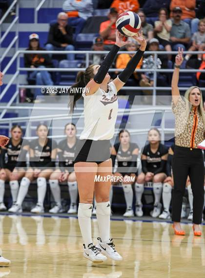 Thumbnail 2 in Nocona vs. Hawley (UIL 2A Area Playoff Division I) photogallery.