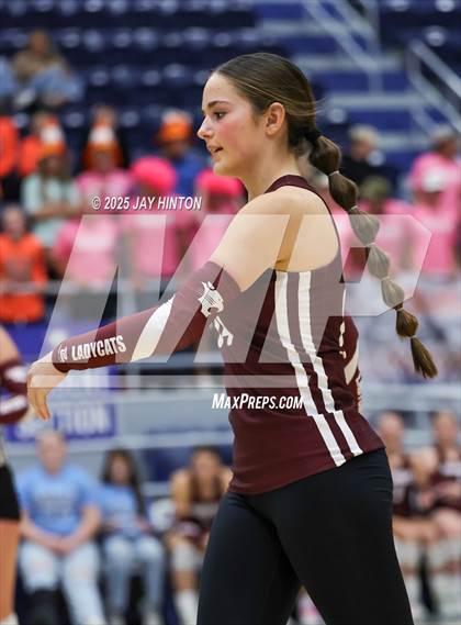 Thumbnail 3 in Nocona vs. Hawley (UIL 2A Area Playoff Division I) photogallery.