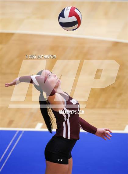 Thumbnail 1 in Nocona vs. Hawley (UIL 2A Area Playoff Division I) photogallery.