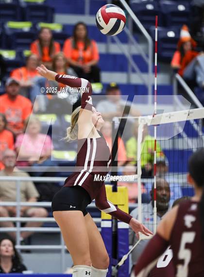 Thumbnail 1 in Nocona vs. Hawley (UIL 2A Area Playoff Division I) photogallery.