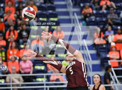 Thumbnail 2 in Nocona vs. Hawley (UIL 2A Area Playoff Division I) photogallery.