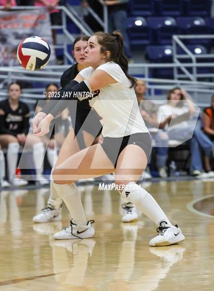 Thumbnail 2 in Nocona vs. Hawley (UIL 2A Area Playoff Division I) photogallery.