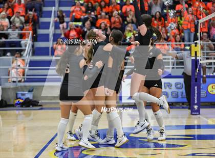 Thumbnail 2 in Nocona vs. Hawley (UIL 2A Area Playoff Division I) photogallery.