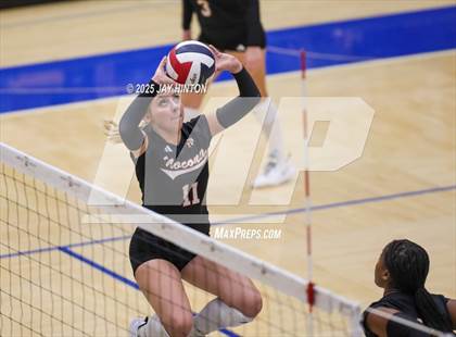 Thumbnail 3 in Nocona vs. Hawley (UIL 2A Area Playoff Division I) photogallery.