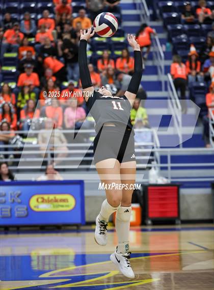 Thumbnail 3 in Nocona vs. Hawley (UIL 2A Area Playoff Division I) photogallery.