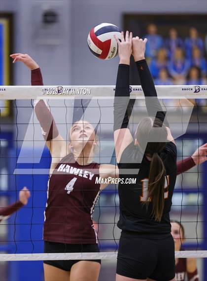 Thumbnail 3 in Nocona vs. Hawley (UIL 2A Area Playoff Division I) photogallery.