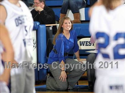 Thumbnail 1 in Kimberly @ Oshkosh West photogallery.