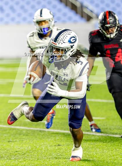 Thumbnail 3 in Grimsley vs Rolesville (NCHSAA 4A FINAL) photogallery.