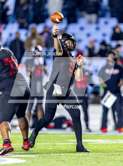 Thumbnail 3 in Grimsley vs Rolesville (NCHSAA 4A FINAL) photogallery.