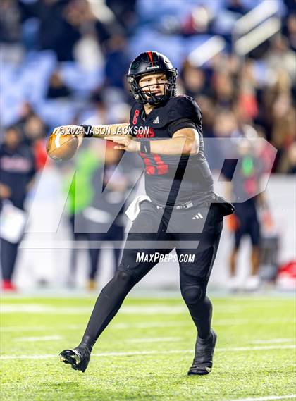 Thumbnail 1 in Grimsley vs Rolesville (NCHSAA 4A FINAL) photogallery.