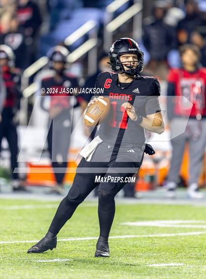 Thumbnail 2 in Grimsley vs Rolesville (NCHSAA 4A FINAL) photogallery.
