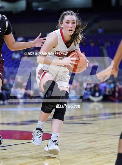 Thumbnail 3 in Gruver vs. Hearne (UIL 2A Basketball State Seminal) photogallery.
