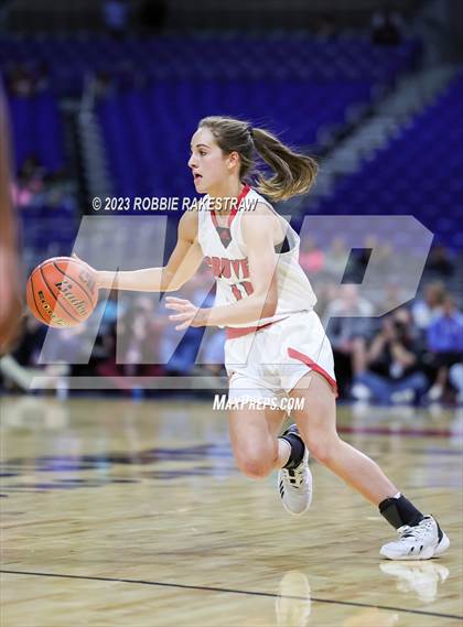 Thumbnail 1 in Gruver vs. Hearne (UIL 2A Basketball State Seminal) photogallery.