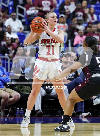 Thumbnail 2 in Gruver vs. Hearne (UIL 2A Basketball State Seminal) photogallery.