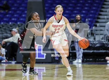 Thumbnail 3 in Gruver vs. Hearne (UIL 2A Basketball State Seminal) photogallery.