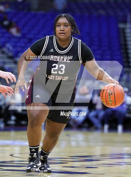 Thumbnail 1 in Gruver vs. Hearne (UIL 2A Basketball State Seminal) photogallery.
