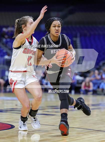 Thumbnail 2 in Gruver vs. Hearne (UIL 2A Basketball State Seminal) photogallery.
