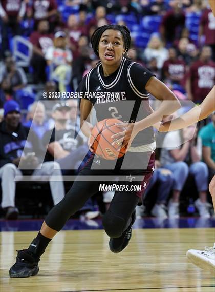 Thumbnail 2 in Gruver vs. Hearne (UIL 2A Basketball State Seminal) photogallery.