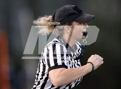 Thumbnail 1 in Creekview @ Lassiter photogallery.