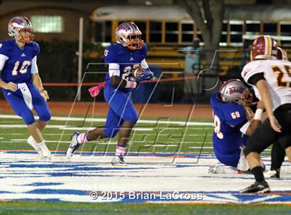 Thumbnail 3 in West Nassau @ Bolles photogallery.